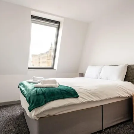 Modern 1 Bed Budget Apartment In Central Halifax Exterior photo